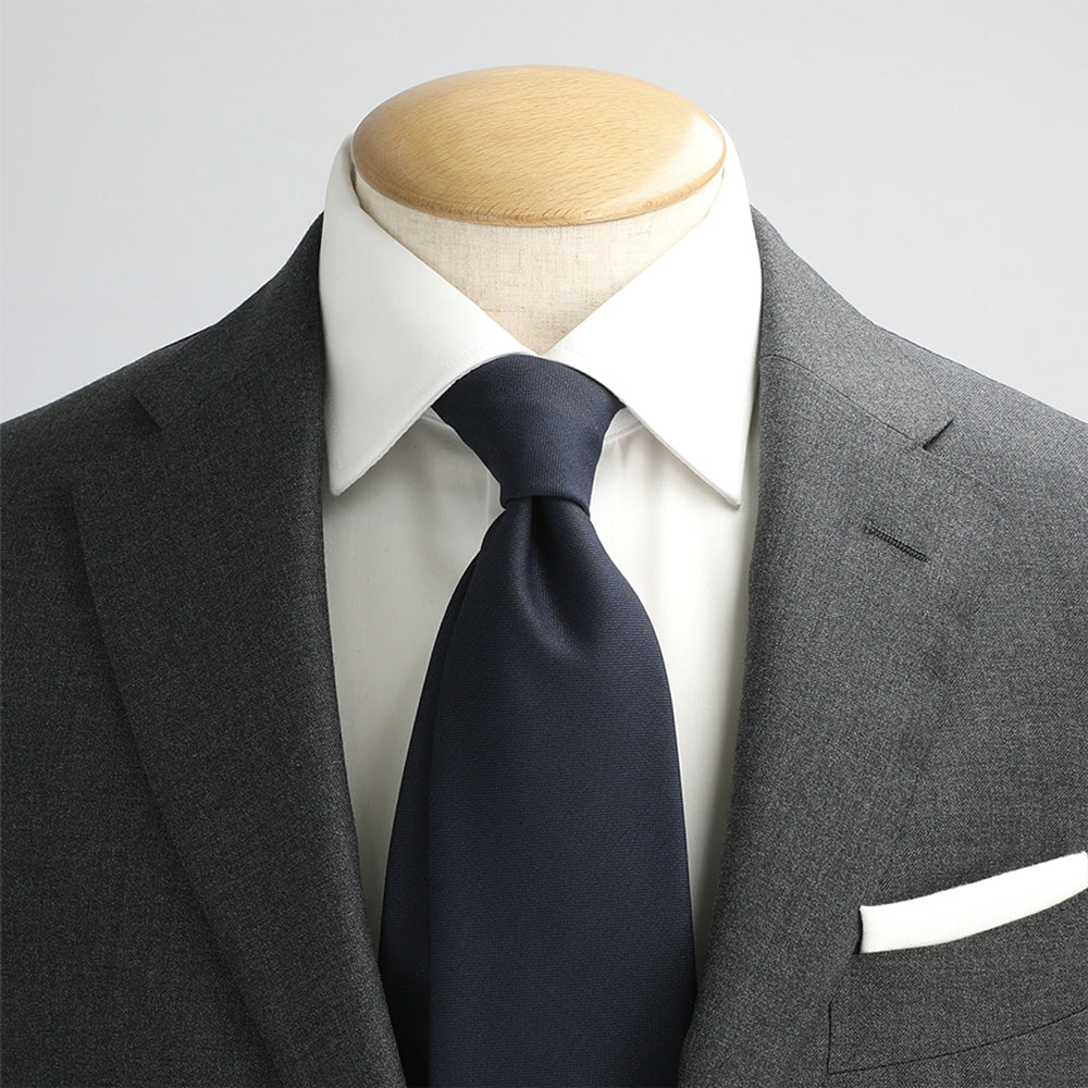 Japanese Wool Tie - Quiet Refinement (Navy)